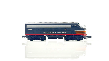 BACHMANN N GAUGE - SOUTHERN PACIFIC DIESEL LOCOMOTIVE 6444 - BOXED