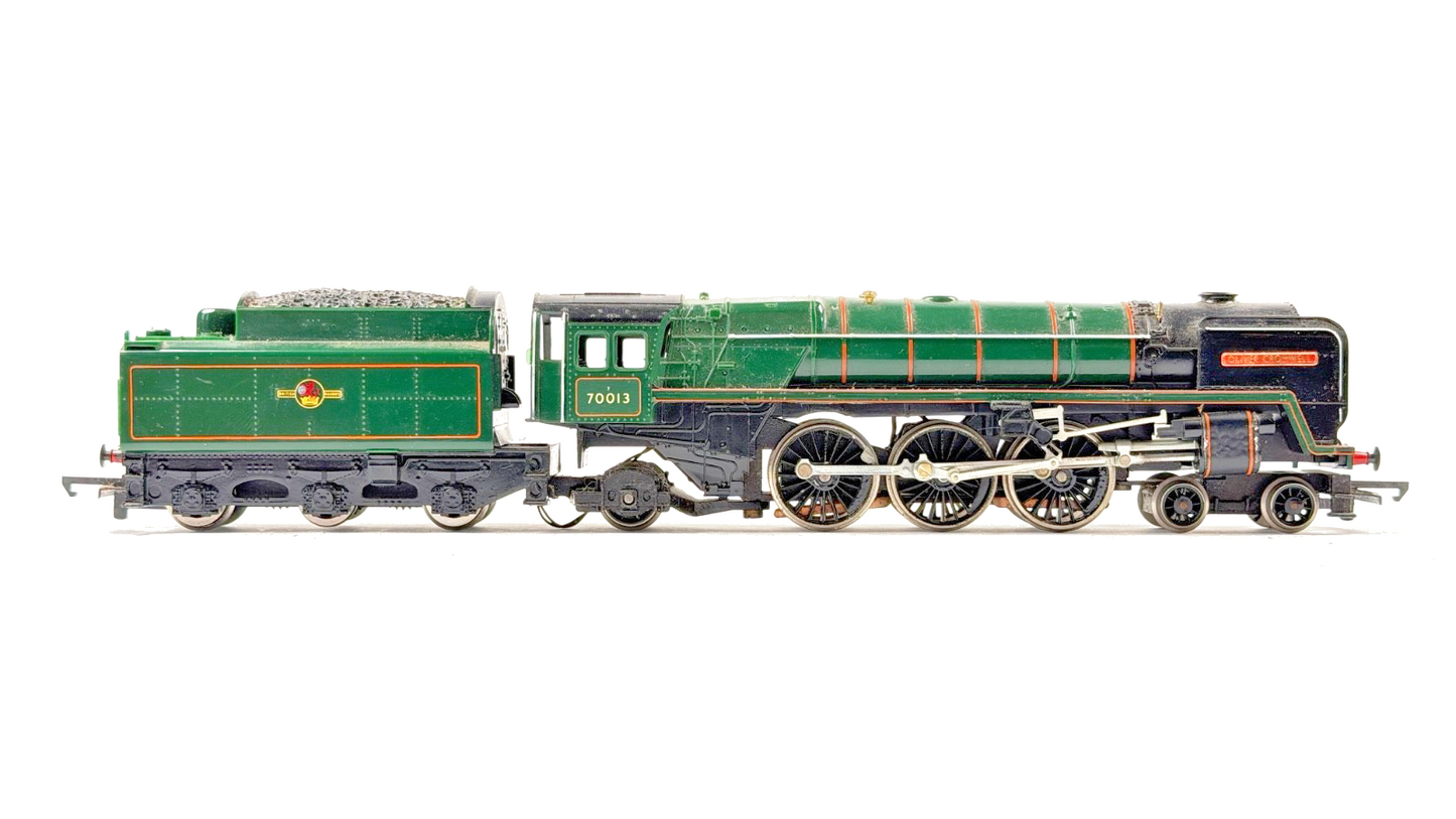 HORNBY 00 GAUGE - R552 - BR GREEN 4-6-2 BRITANNIA 70013 OLIVER CROMWELL SPARES