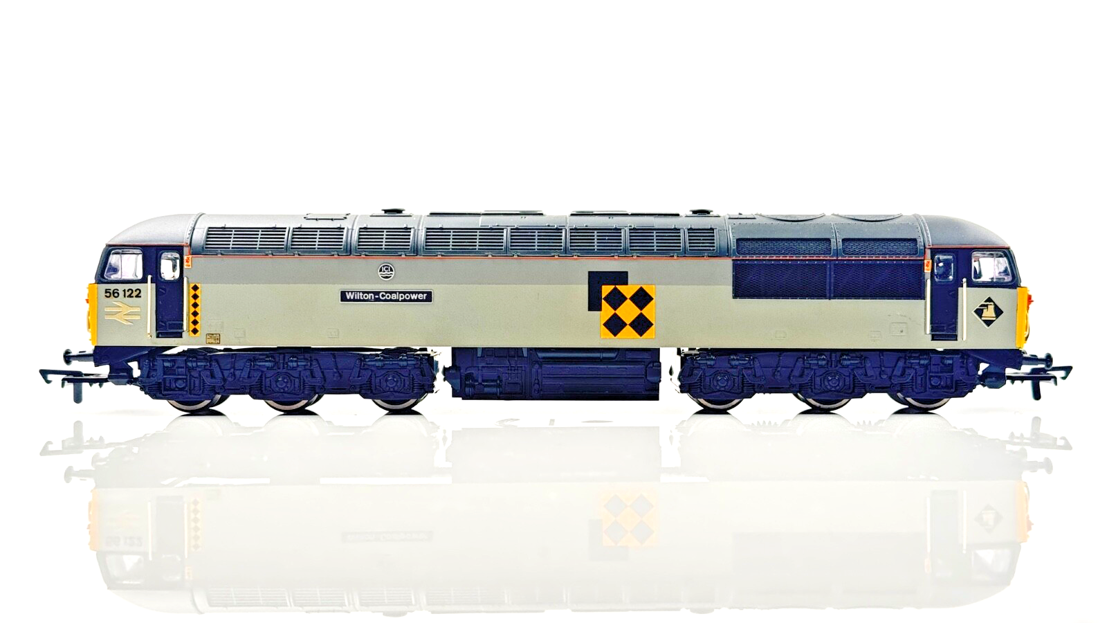 MAINLINE 00 GAUGE - CLASS 56 DIESEL 'WILTON - COALPOWER' RAILFREIGHT REFINISHED?
