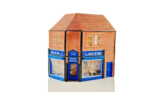 HORNBY SKALEDALE 00 GAUGE - R9845 - ISLES AND SON FAMILY BUTCHER SHOP - UNBOXED