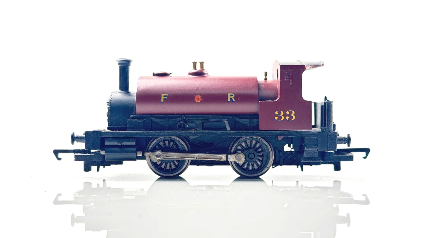 HORNBY 00 GAUGE - F R MAROON 0-4-0 INDUSTRIAL TANK LOCOMOTIVE 33 - SPARES