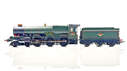 HORNBY 00 GAUGE - R2234 - BR GREEN 4-6-0 KING HENRY VI 6018 RENAMED RENUMBERED