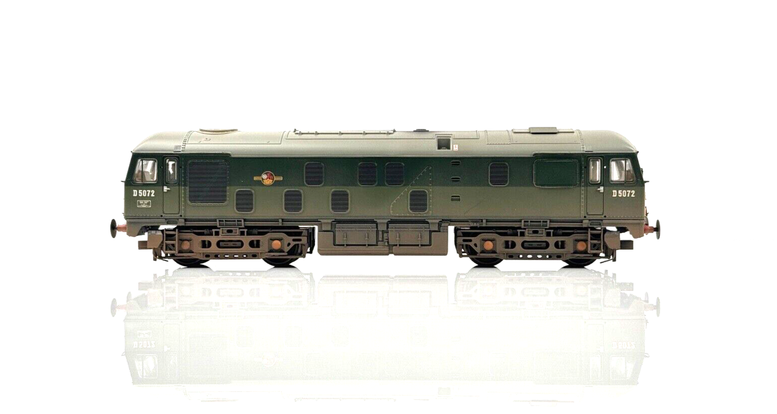 BACHMANN 00 GAUGE - 32-425Y - CLASS 24 DIESEL TYPE 2 D5072 BR GREEN KERNOW MRC