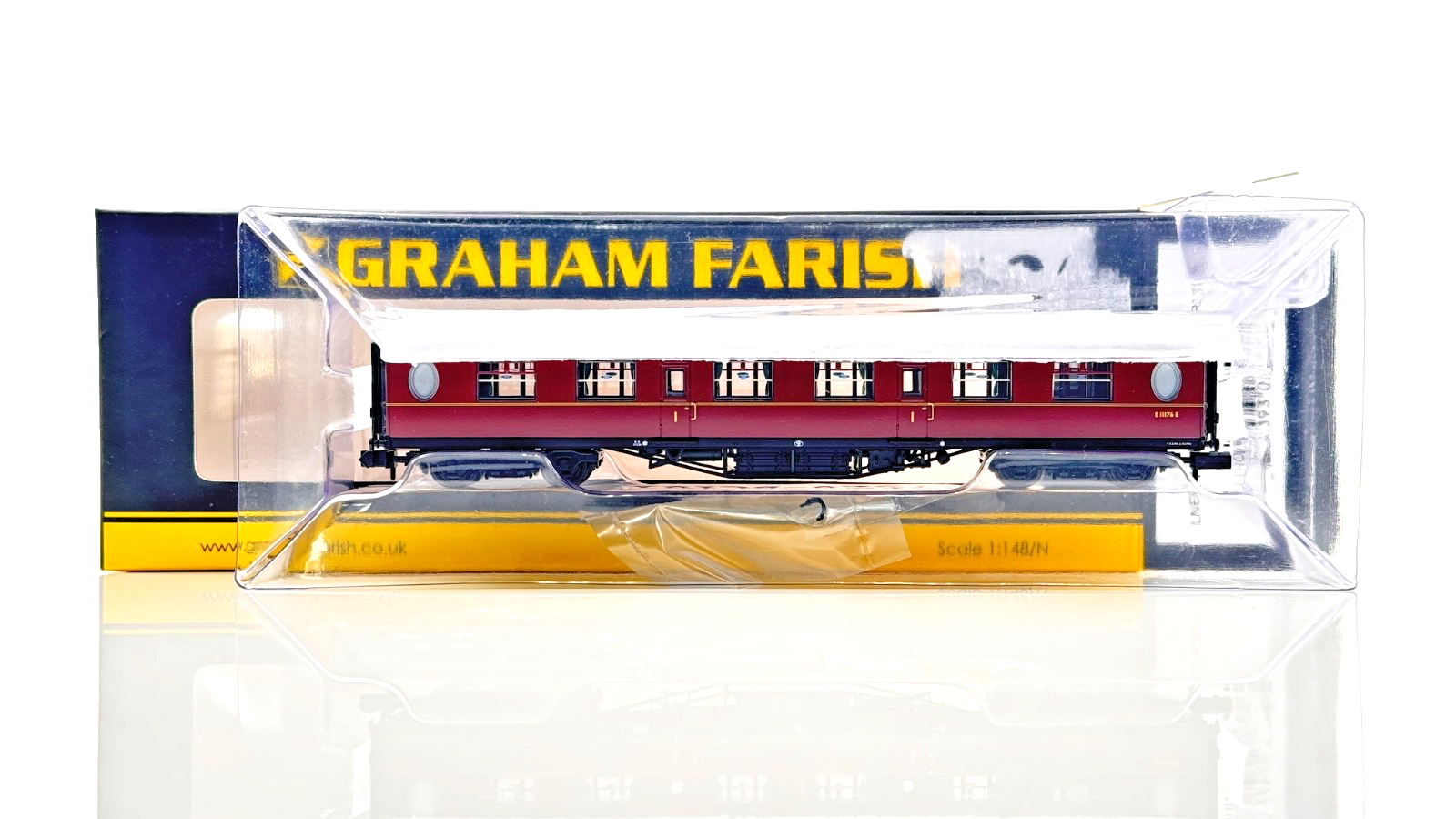 GRAHAM FARISH N GAUGE - 376-202 - LNER THOMPSON FIRST CORRIDOR BR MAROON - BOXED