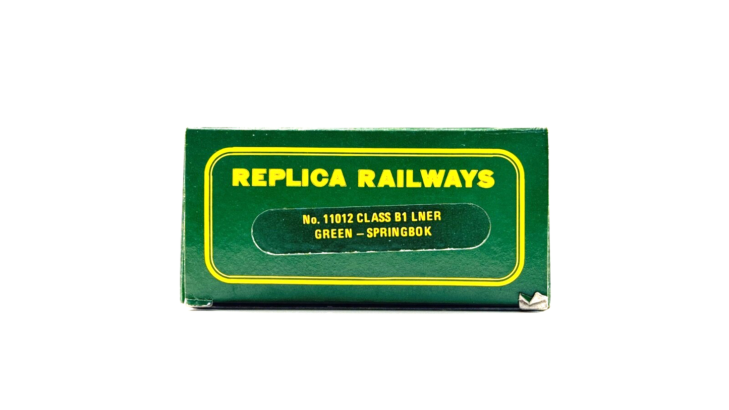 REPLICA RAILWAYS 00 GAUGE - 11012 - CLASS B1 LNER GREEN SPRINGBOK 1000 - BOXED