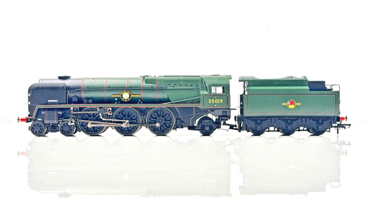 HORNBY 00 GAUGE - R2528 - BR 4-6-2 MERCHANT NAVY CLASS 'FRENCH LINE' 35019
