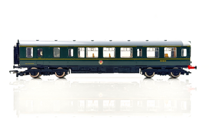 HORNBY 00 GAUGE - R369 - BR GREEN 3 CAR DIESEL MULTIPLE UNIT CLASS 110 BRADFORD