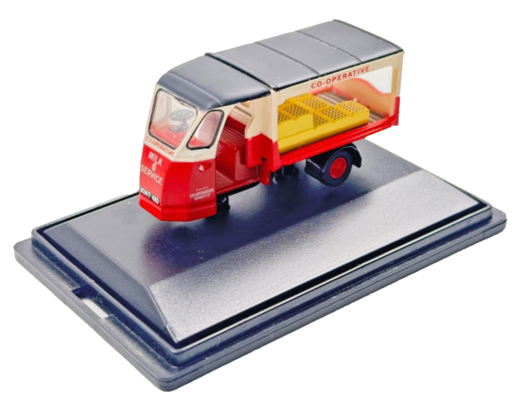 OXFORD DIECAST 1/76 SCALE - 76WE002 - MILK FLOAT COOPERATIVE LIVERY BOXED