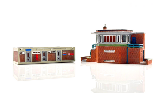 GRAHAM FARISH N GAUGE SCENECRAFT - HAMPTON HILL SIGNAL BOX OFFICE BLOCK UNBOXED