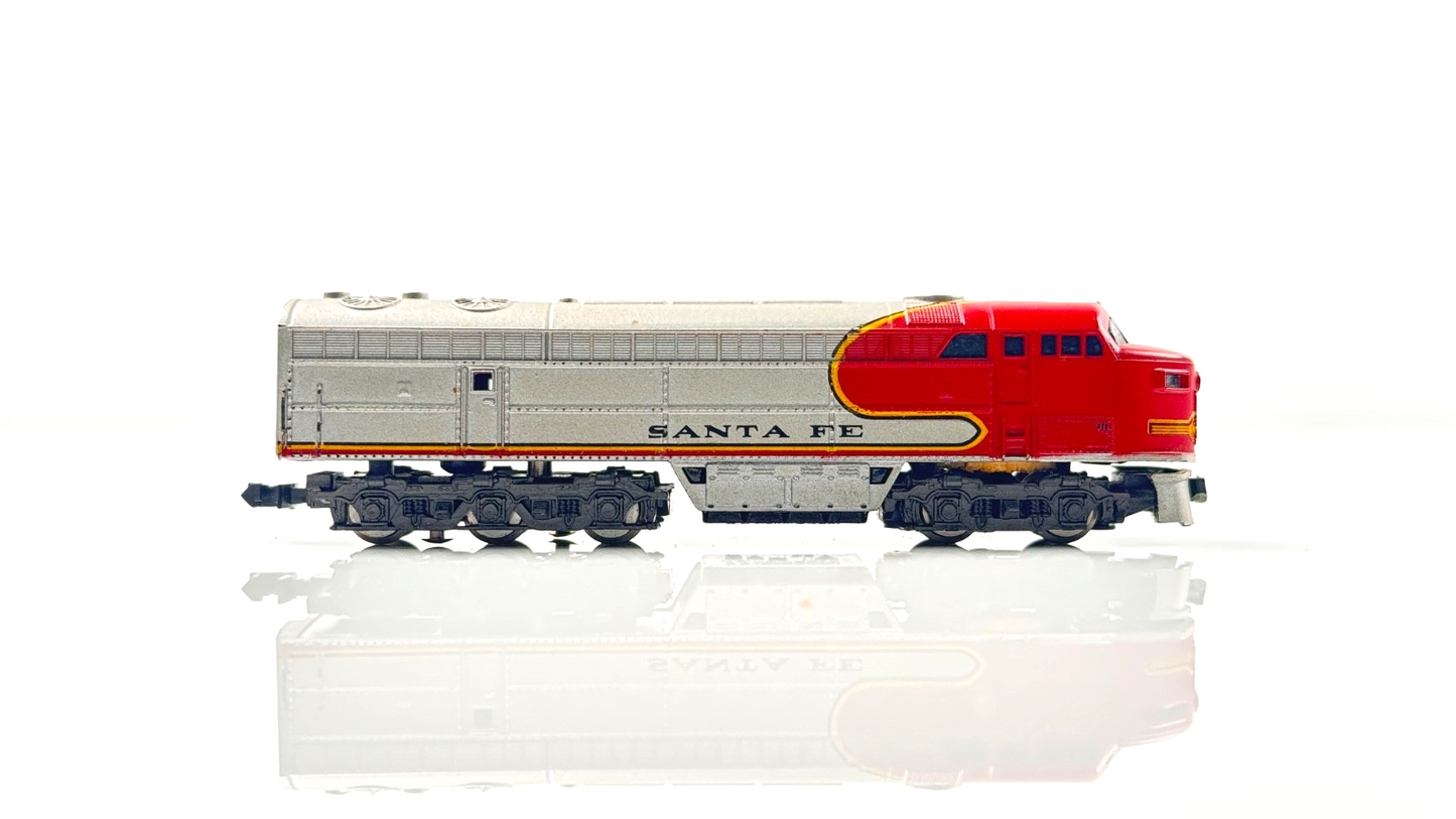 ATLAS N GAUGE - SANTA FE DIESEL LOCOMOTIVE DUMMY/FAULTY LOCO - UNBOXED