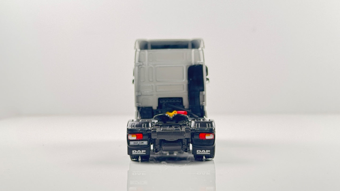 WSI 1/50 SCALE - 03-1127 - DAF XF SC 4X2 WHITE TRACTOR UNIT BOXED