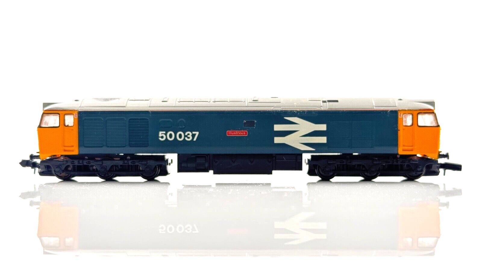 GRAHAM FARISH N GAUGE - CLASS 50 LARGE LOGO 50037 ILLUSTRIOUS RENAMED RENUMBERED