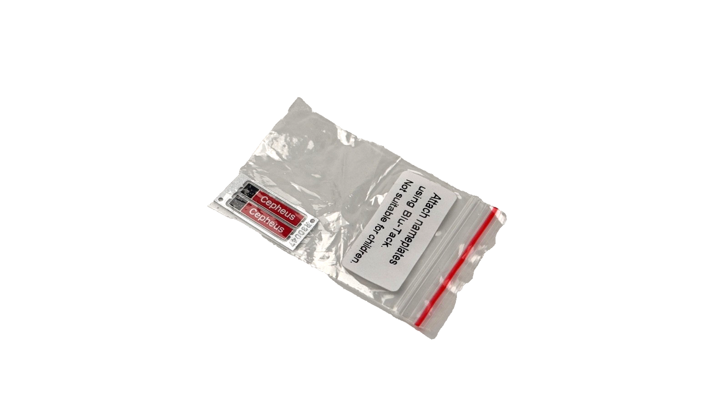 HORNBY 00 GAUGE R30047 - CLASS 37 37884 ROG CEPHEUS ETCHED NAMEPLATES SEALED