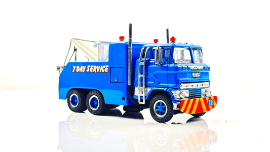 CORGI TOYS REFINISHED 7 DAY SERVICE FORD BREAKDOWN WRECKER CODE 3 UNIQUE EXAMPLE