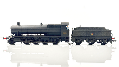 HORNBY 00 GAUGE - R2917 - BR BLACK 2-8-0 CLASS 2800 LOCOMOTIVE 2810 BOXED