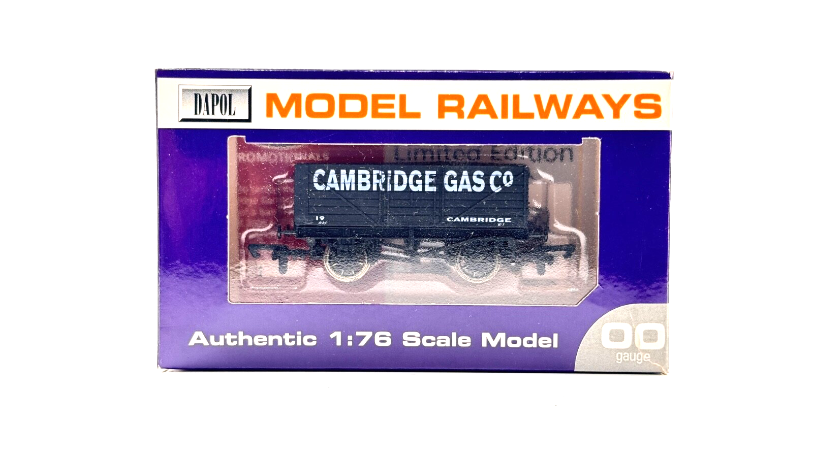 DAPOL 00 GAUGE - CAMBRIDGE GAS COMPANY PLANK WAGON NO.19 (LIMITED EDITION)