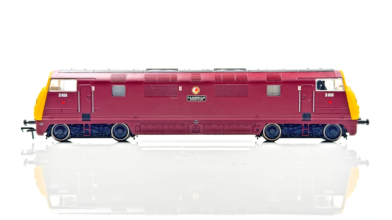 BACHMANN 00 GAUGE - 32-056 - CLASS 42 WARSHIP DIESEL D806 CAMBRIAN BR MAROON