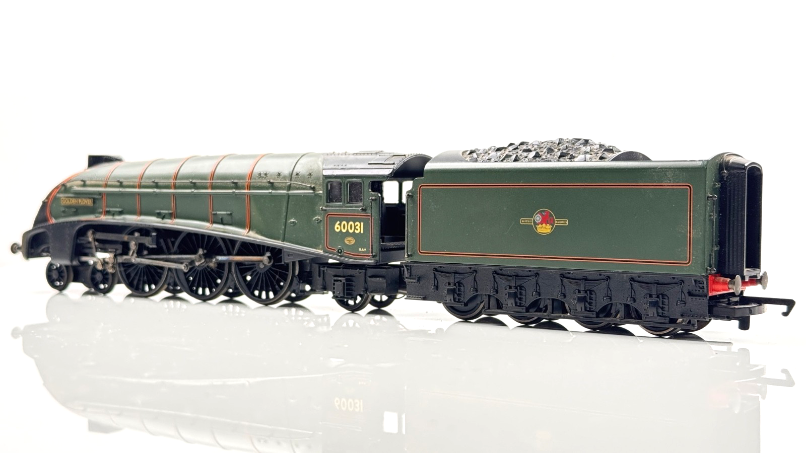 HORNBY 00 GAUGE - BR GREEN 4-6-2 CLASS A4 GOLDEN PLOVER 60031 QUEEN OF SCOTS UB