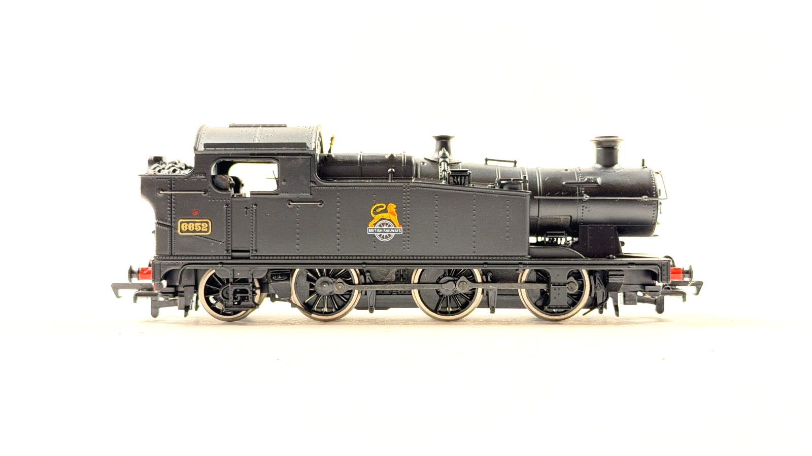 MAINLINE 00 GAUGE - NO.37039 - CLASS 6600 0-6-2T LOCOMOTIVE BR BLACK 6652 BOXED