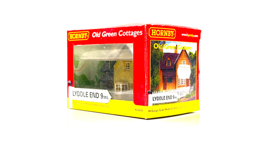 HORNBY N GAUGE LYDDLE END - N8010 - OLD GREEN COTTAGES - BOXED