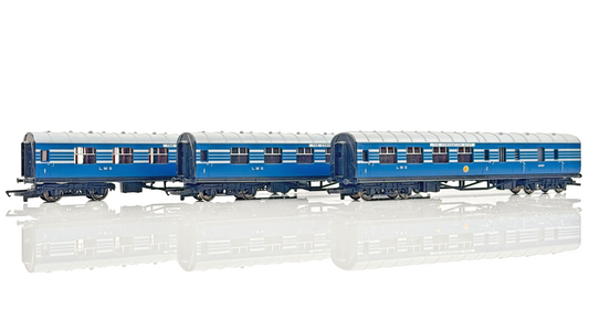 HORNBY 00 GAUGE - R2371M - RAKE OF 3 LMS BLUE CORONATION SCOT COACHES - UNBOXED