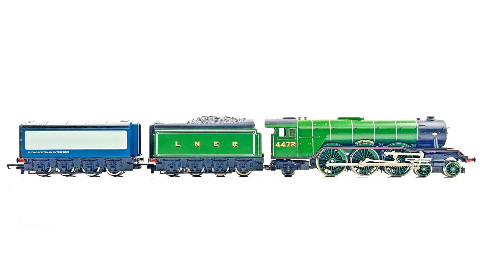 HORNBY 00 GAUGE - R089/R098 - LNER 4-6-2 APPLE GREEN FLYING SCOTSMAN ENTERPRISES