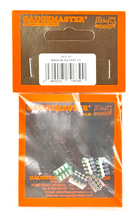GAUGEMASTER DCC 61 MEDIUM SOCKET X 5 - SEALED CARDED PACK - NEW