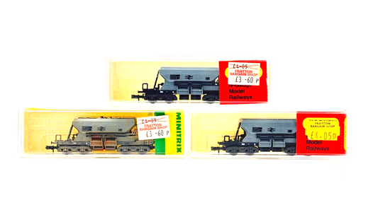 MINITRIX N GAUGE - 13575/N.506 - 3 X BR GREY BOGIE HOPPER WAGONS - BOXED