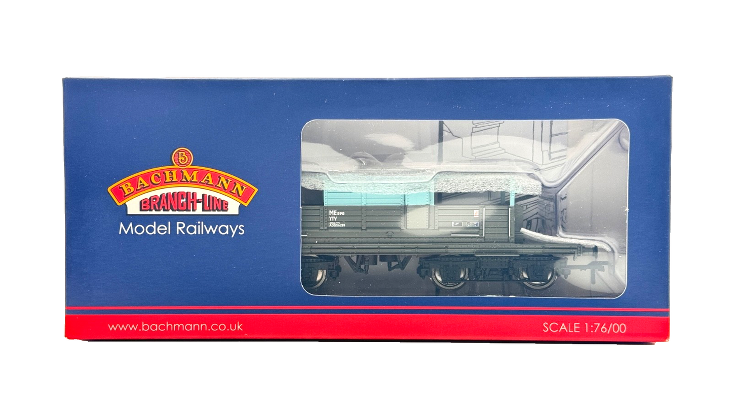 BACHMANN 00 GAUGE - 33-825X - QUEEN MARY BRAKE VAN DEPARTMENTAL GREY (KERNOW)