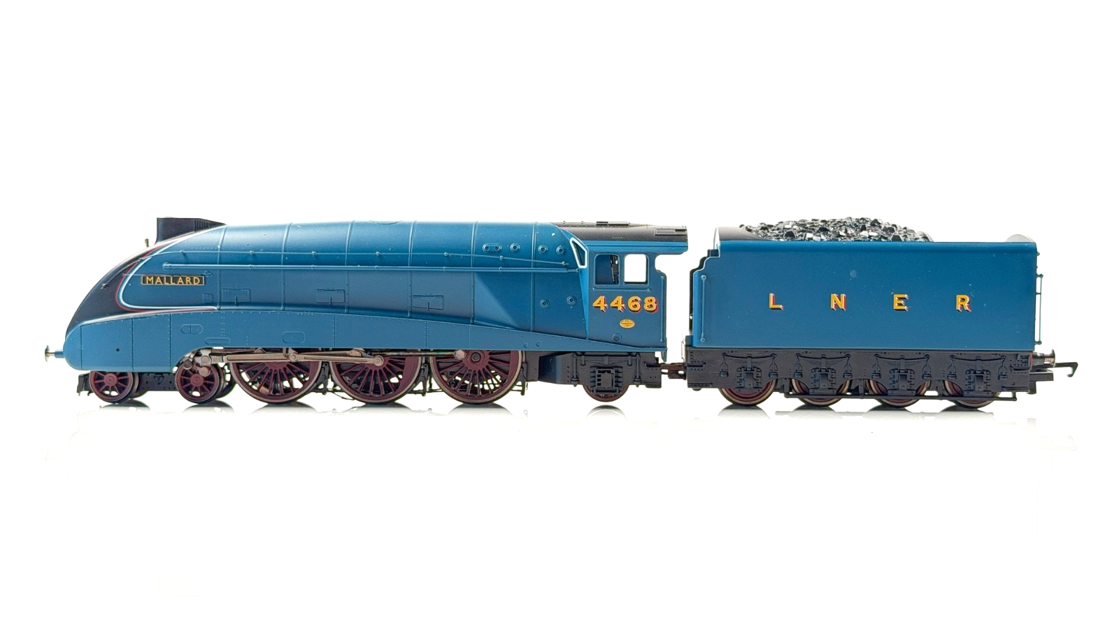 HORNBY 00 GAUGE - R2973M - LNER BLUE 4-6-2 CLASS A4 MALLARD LEGENDS LIMITED ED