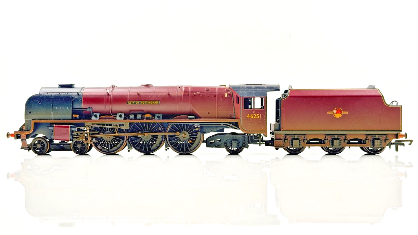 HORNBY 00 GAUGE - R2383 - BR 4-6-2 MAROON DUCHESS CITY OF NOTTINGHAM 46251