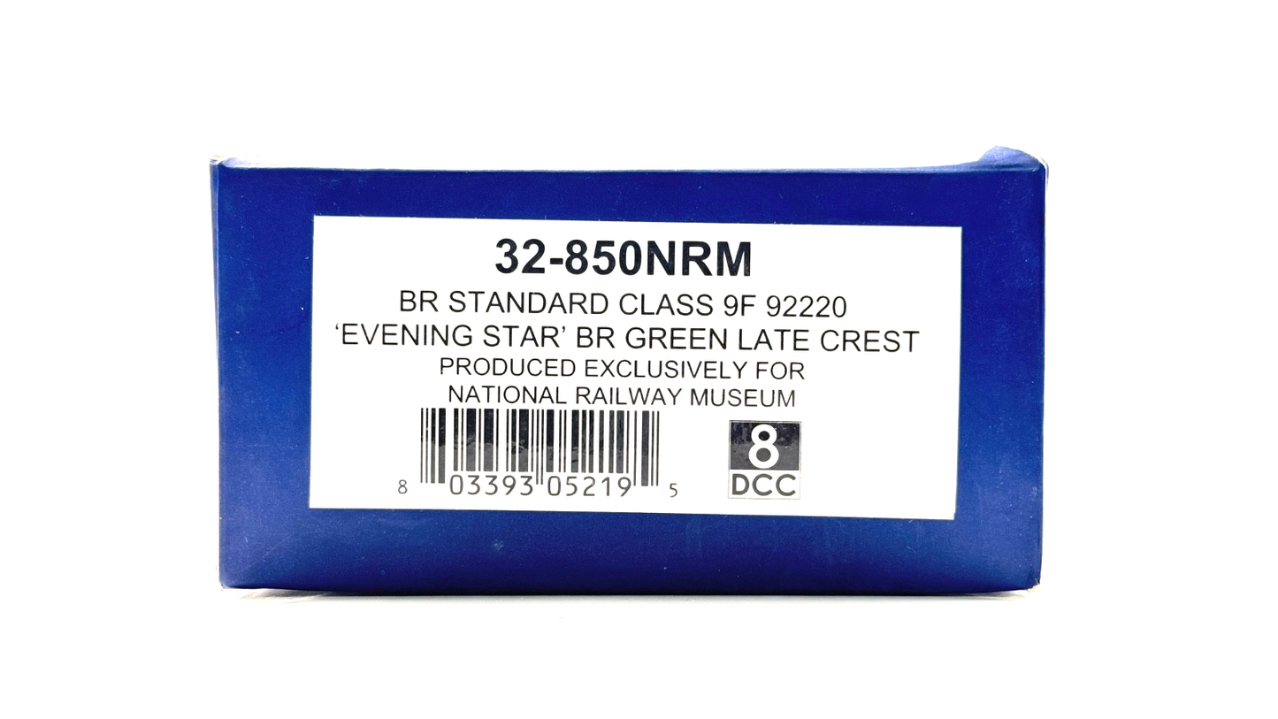 BACHMANN 00 GAUGE - 32-850NRM - CLASS 9F 92220 BR GREEN EVENING STAR NOT PERFECT