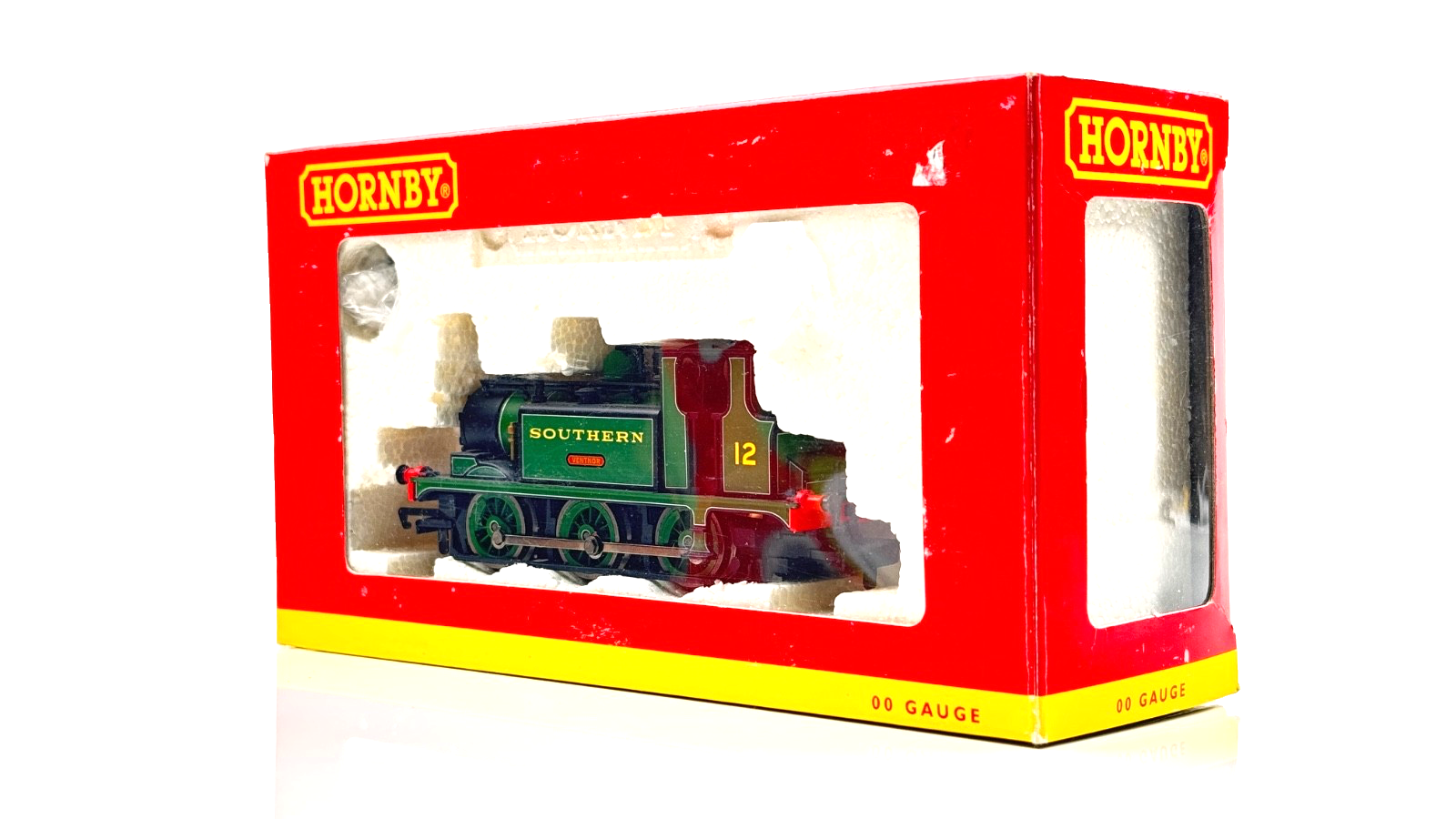 HORNBY 00 GAUGE - R2443 - SOUTHERN GREEN 0-6-0 TERRIER VENTNOR NO.12 BOXED
