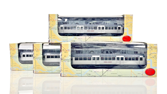 EFE 00 GAUGE - 80401/80501/80601/80701 - LONDON TUBE STOCK CENTRAL LINE X 4