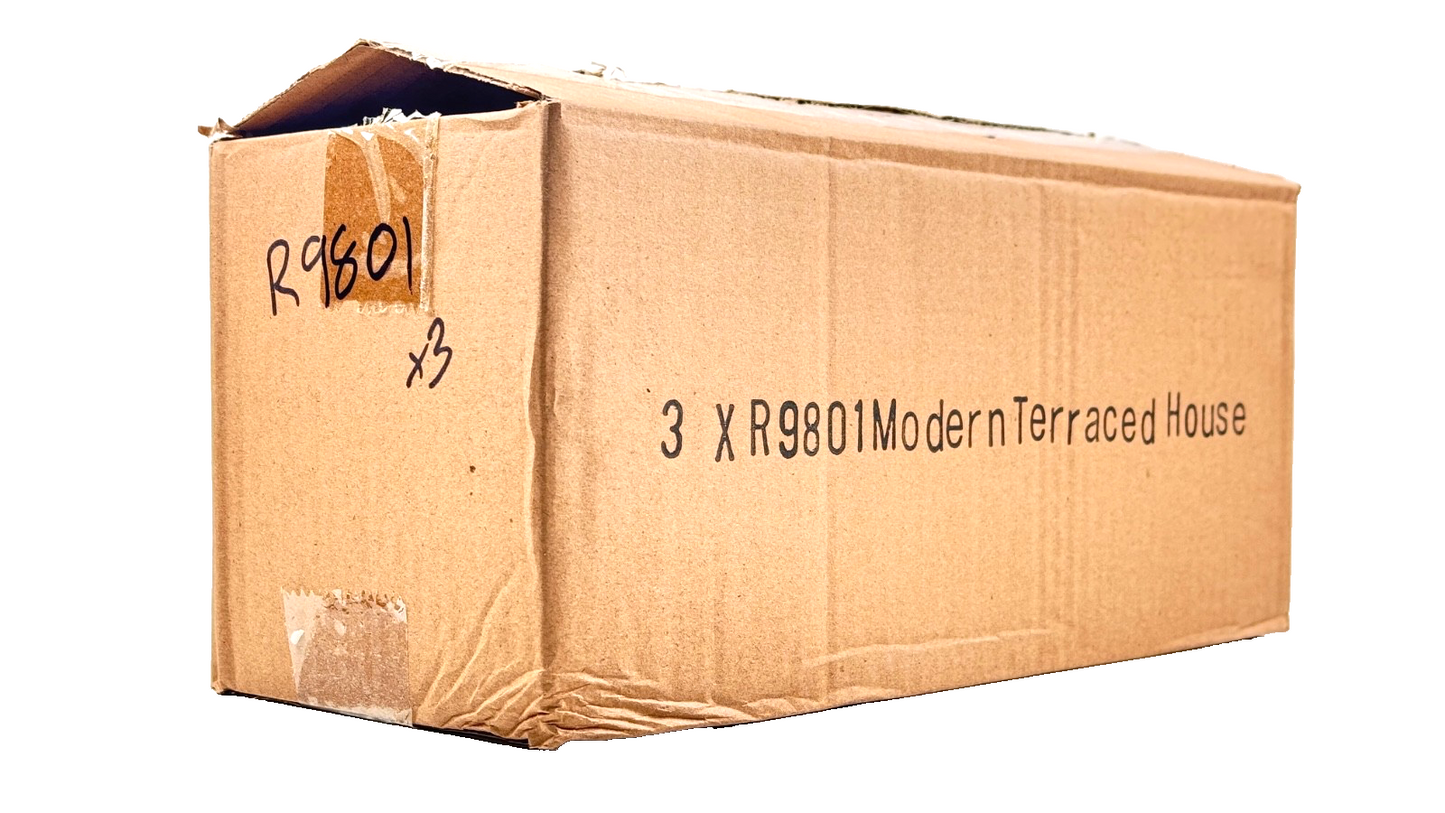 HORNBY 00 GAUGE SKALEDALE - R9801 - MODERN TERRACE HOUSE - NEW BOXED X 3