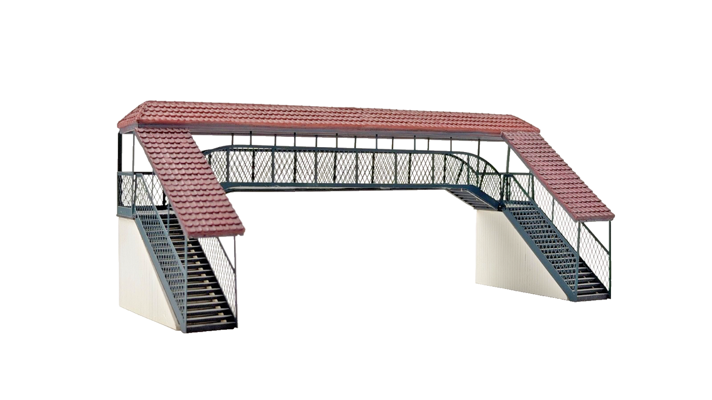 BACHMANN 00 GAUGE SCENECRAFT - 44-127 - COVERED FOOTBRIDGE - BOXED