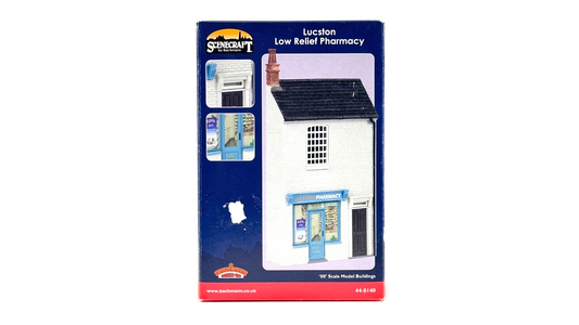 BACHMANN 00 GAUGE SCENECRAFT - 44-0140 - LOW RELIEF LUCSTON PHARMACY - BOXED
