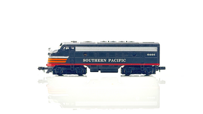 BACHMANN N GAUGE - SOUTHERN PACIFIC DIESEL LOCOMOTIVE 6444 - BOXED