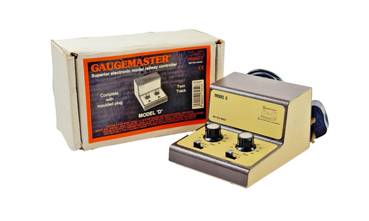 GAUGEMASTER 00 GAUGE - "MODEL D" TWO 2 TRACK DC CASED CONTROLLER - BOXED