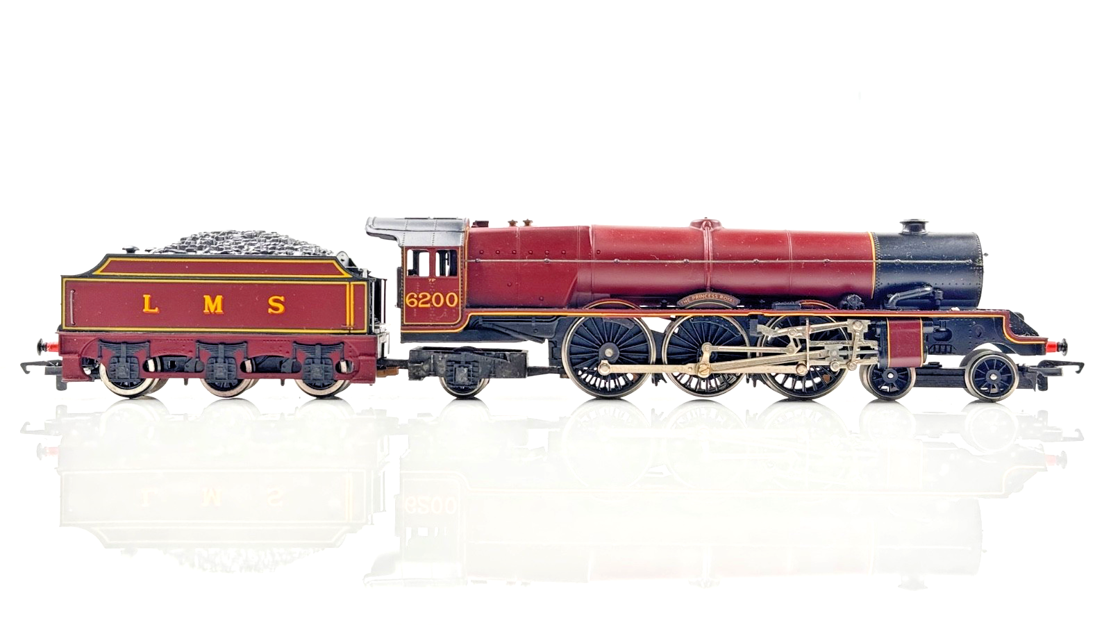 HORNBY 00 GAUGE - R050 - LMS MAROON 4-6-2 CLASS 7P 'THE PRINCESS ROYAL' - BOXED