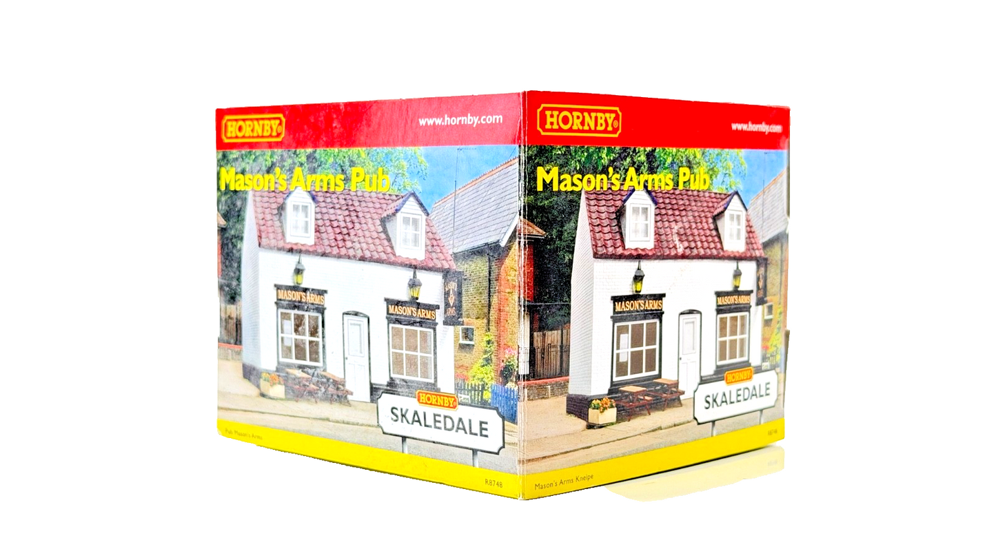 HORNBY 00 GAUGE SKALEDALE - R8748 - MASON'S ARMS PUB - BOXED