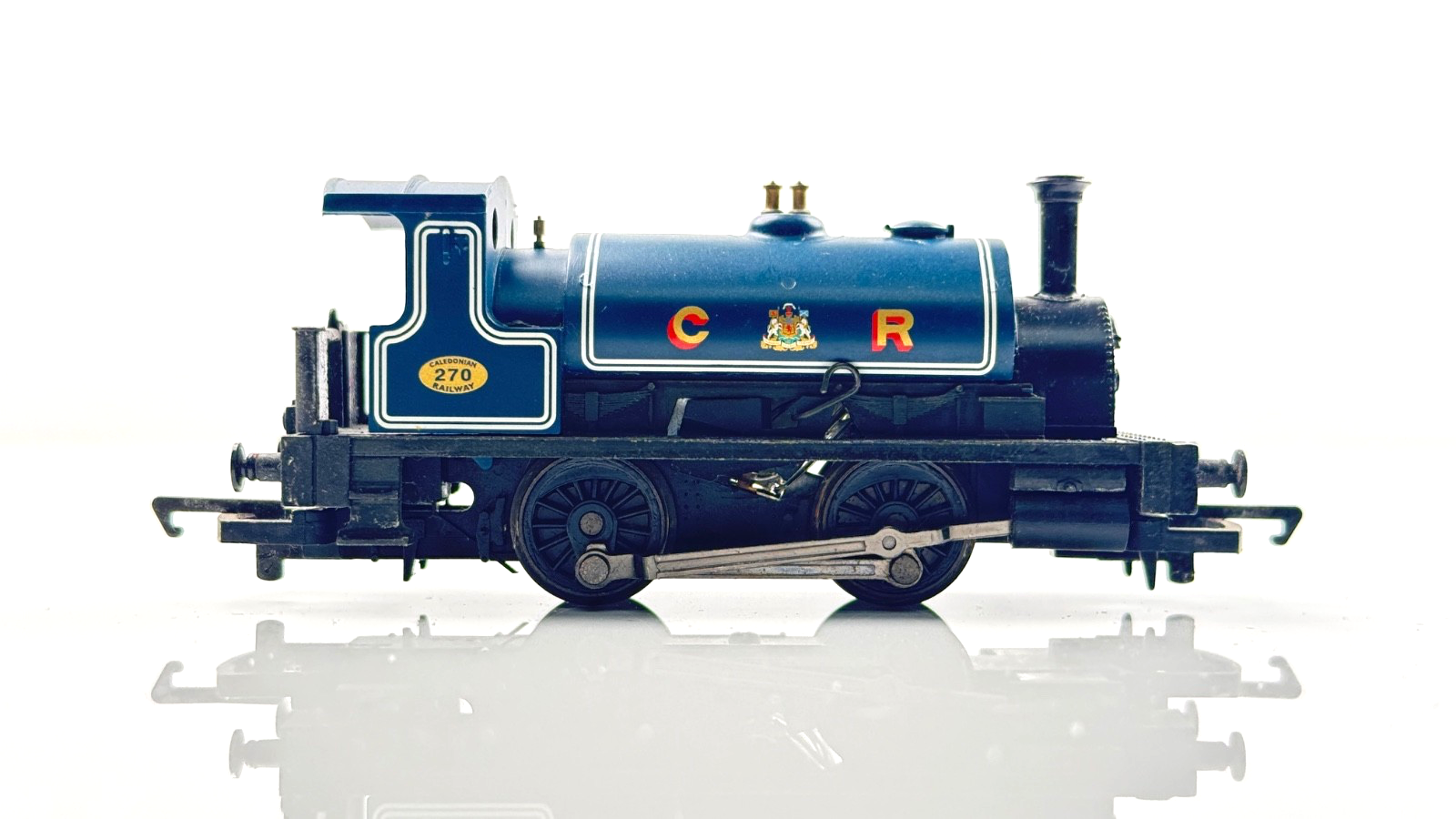 HORNBY 00 GAUGE - R2361 - CALEDONIAN RAILWAYS CR 0-4-0 TANK ENGINE NO.270 BOXED