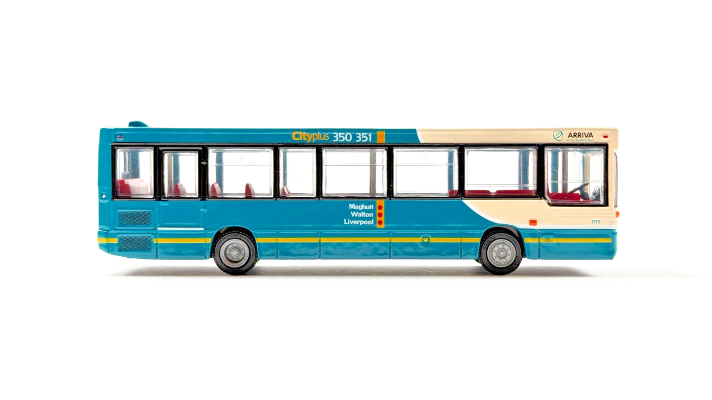 EFE 1/76 SCALE - 20622 - PLAXTON POINTER ARRIVA LIVERPOOL - BOXED