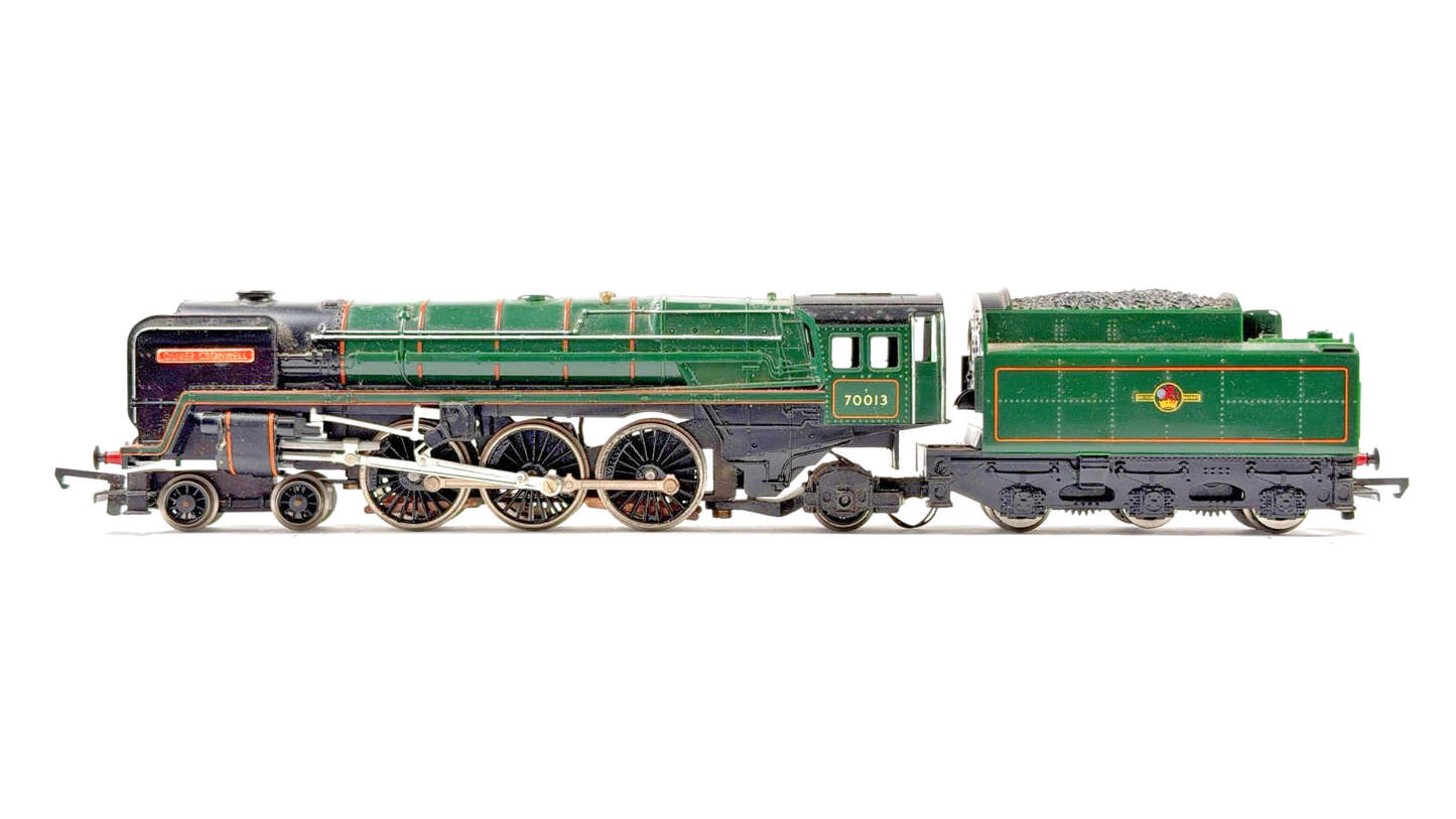 HORNBY 00 GAUGE - R552 - BR GREEN 4-6-2 BRITANNIA 70013 OLIVER CROMWELL SPARES
