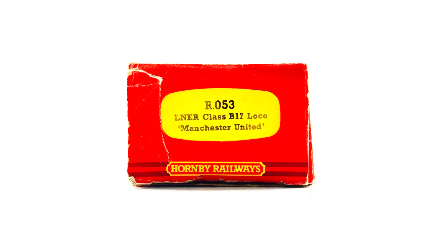 HORNBY 00 GAUGE - R053 - LNER APPLE GREEN CLASS B17 MANCHESTER UNITED DEBRANDED