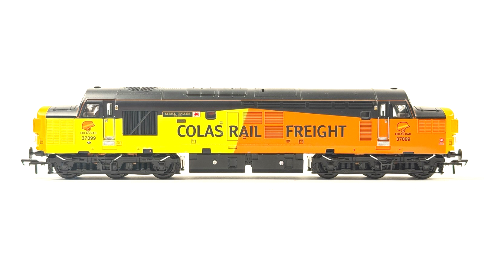 BACHMANN 00 GAUGE - 32-789 - CLASS 37/0 37099 MERL EVANS COLAS RAIL BOXED