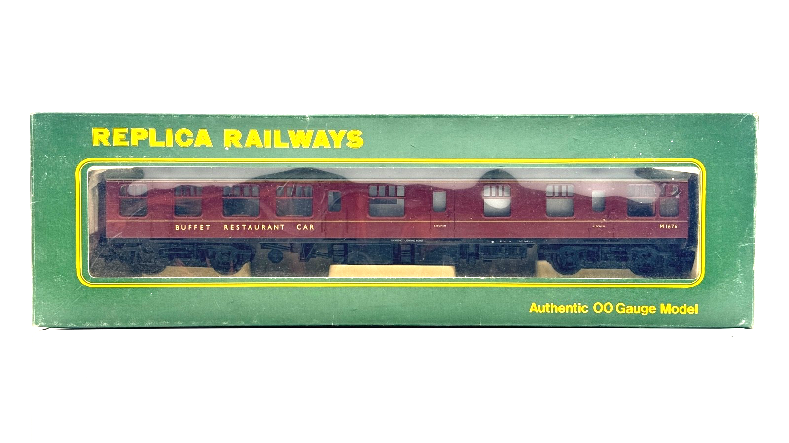 REPLICA RAILWAYS 00 GAUGE - 12106/12166 - BR MK1 MAROON BG & BUFFET COACHES X 2