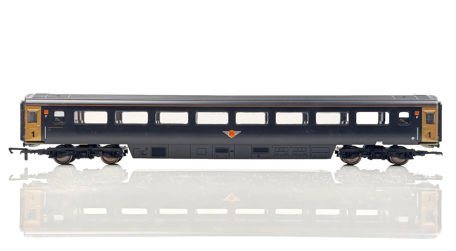 HORNBY 00 GAUGE - R4329 - GRAND CENTRAL RAILWAYS MK3 1ST CLASS COACH 41205 - UB