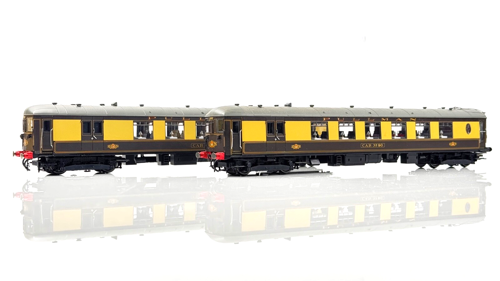 HORNBY 00 GAUGE - R3184 - BRIGHTON BELLE 1960 PULLMAN TRAIN PACK DCC - BOXED