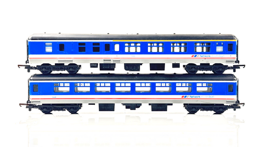 LIMA 00 GAUGE - NETWORK SOUTHEAST MK2 PASSENGER COACHES - UNBOXED X 2
